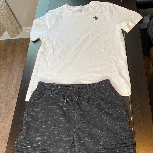 Abercrombie Kids Shirt & Art Class Jogging Shorts - Picture 2 of 5